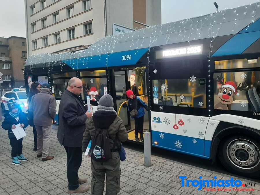 Świąteczny Autobus ZKM Gdynia - Trojmiasto.city