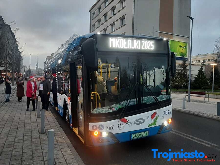 Świąteczny Autobus ZKM Gdynia - Trojmiasto.city